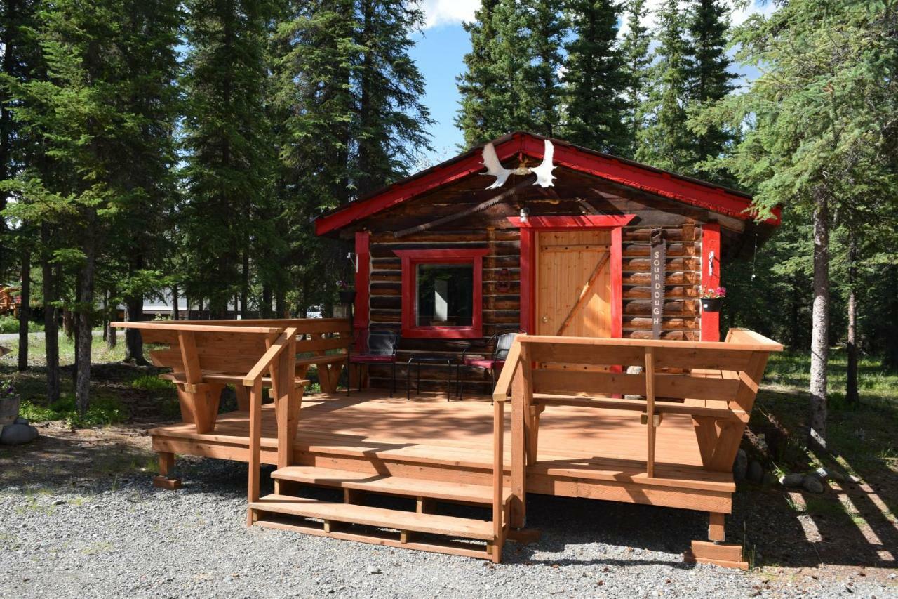 טוק Fox N Fireweed Cabins מראה חיצוני תמונה